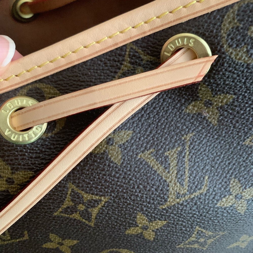 Louis Vuitton Monogram Noe Shoulder Bag - Picture 12 of 16